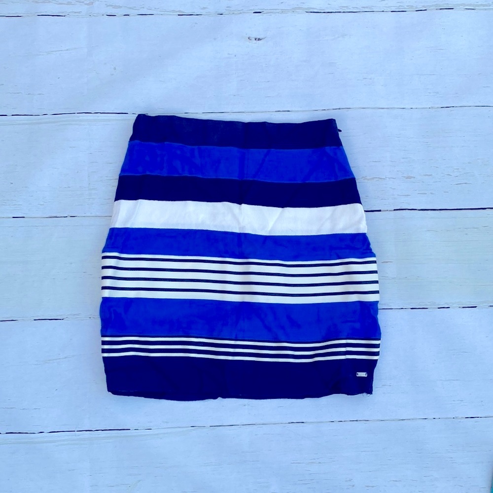⭐️ 2/$25 ⭐️ Tommy Hilfiger Skirt